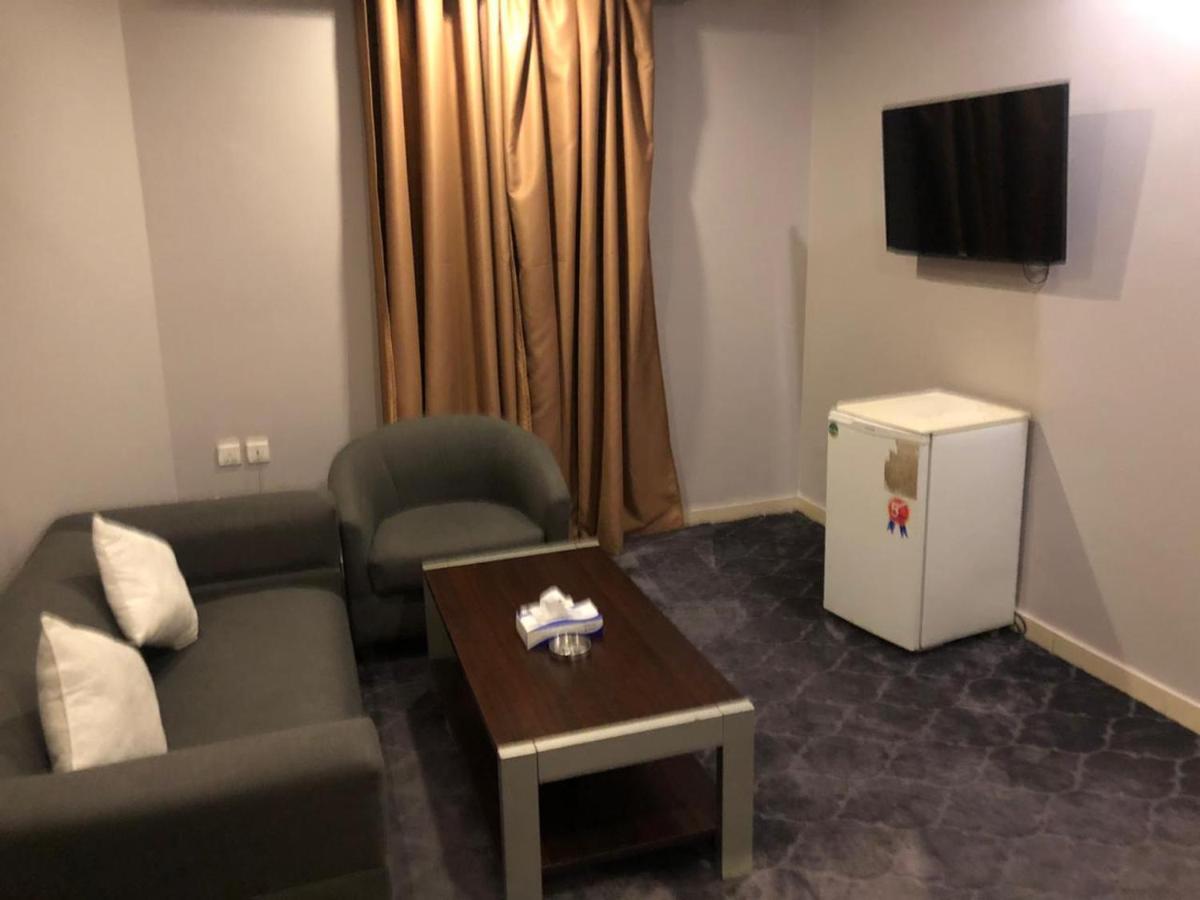 Stars Home Suites Hotel - Al Hamra เจดดาห์ ภายนอก รูปภาพ