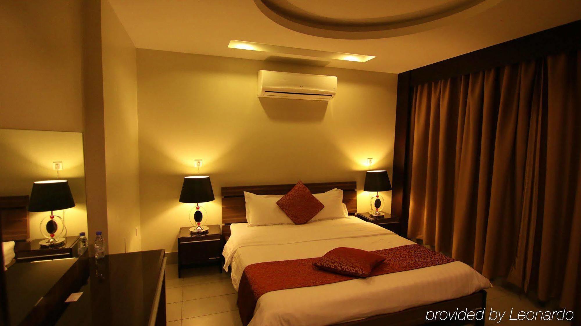 Stars Home Suites Hotel - Al Hamra เจดดาห์ ภายนอก รูปภาพ