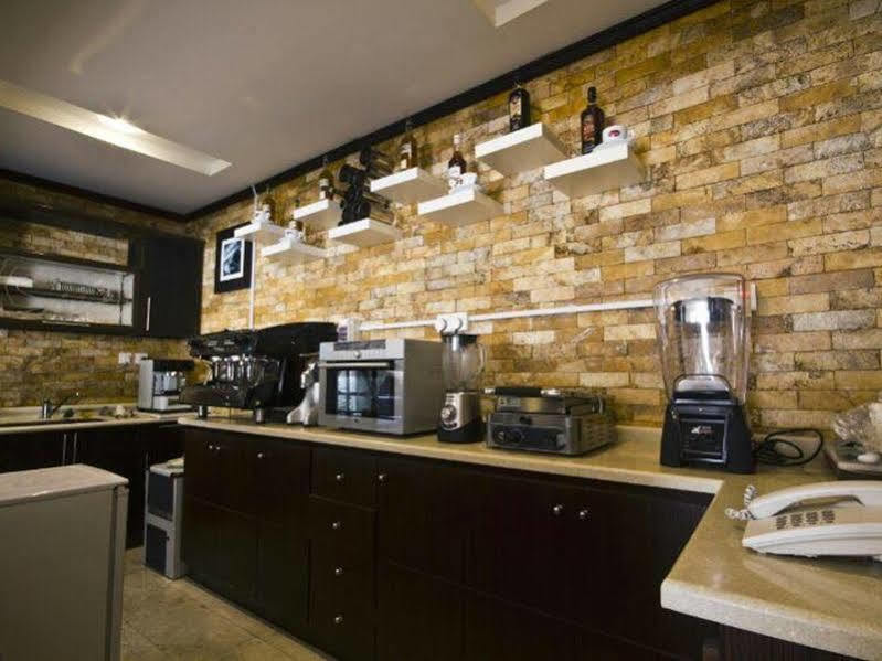 Stars Home Suites Hotel - Al Hamra เจดดาห์ ภายนอก รูปภาพ